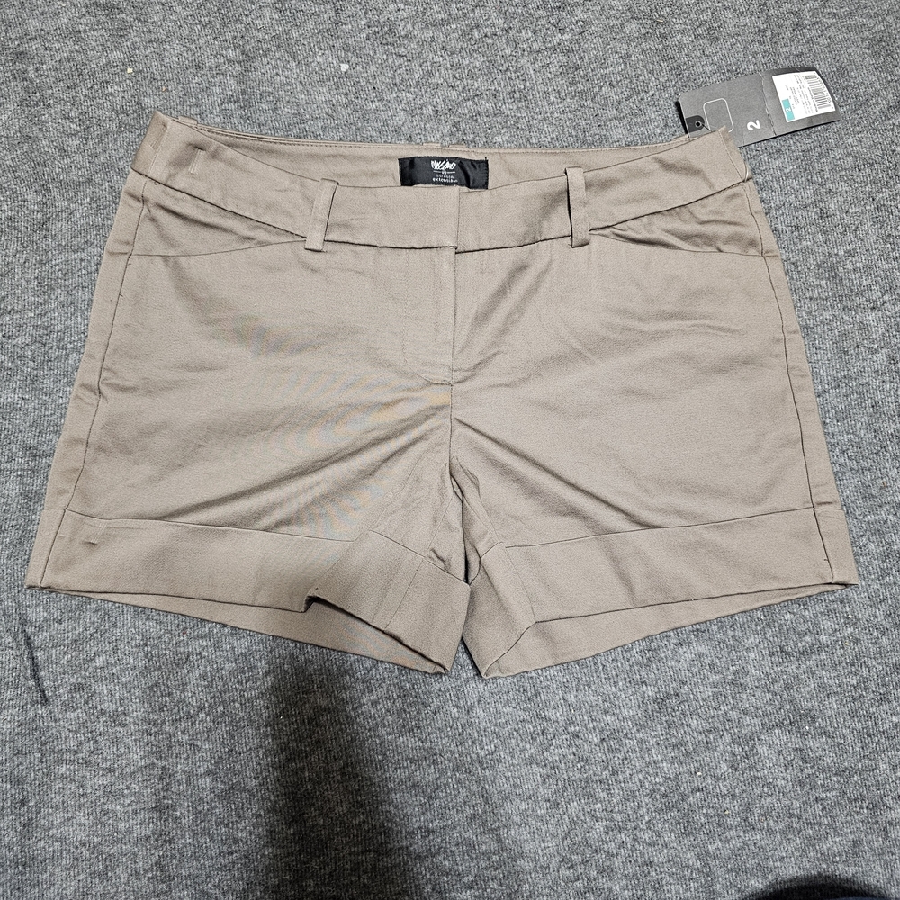 NWT Mossimo Khaki Chino Stretch Shorts Size 2